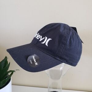 HURLEY BOYS NWT Ballcap - Black  4 -7 Yrs